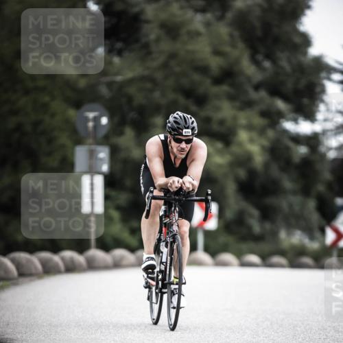 21.06.2026 - 29. Vierlanden-Triathlon H.Heesch http://msf.ph/oto/9910305 21.06.2026 11:58:56 Radfahren 257, 809, 902 meine-sportfotos.de