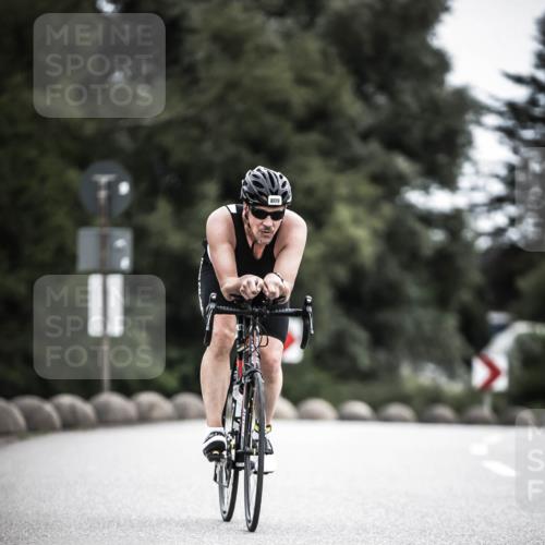 21.06.2026 - 29. Vierlanden-Triathlon H.Heesch http://msf.ph/oto/9910309 21.06.2026 11:58:56 Radfahren 257, 809, 902 meine-sportfotos.de