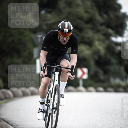 21.06.2026 - 29. Vierlanden-Triathlon H.Heesch http://msf.ph/oto/9910357 21.06.2026 11:59:05 Radfahren 683, 899 meine-sportfotos.de