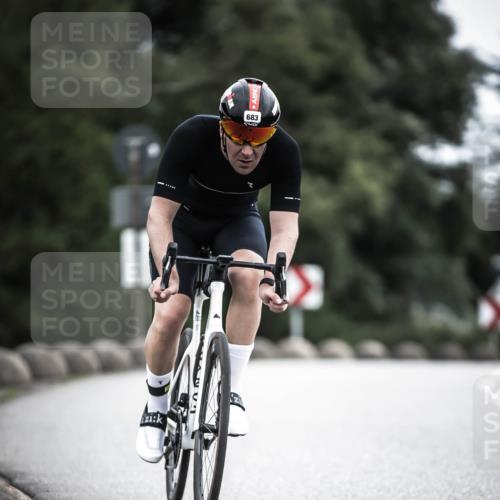 21.06.2026 - 29. Vierlanden-Triathlon H.Heesch http://msf.ph/oto/9910359 21.06.2026 11:59:05 Radfahren 683, 899 meine-sportfotos.de