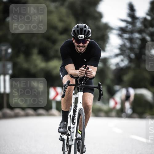 21.06.2026 - 29. Vierlanden-Triathlon H.Heesch http://msf.ph/oto/9910392 21.06.2026 11:59:17 Radfahren 97, 645, 654, 735, 845 meine-sportfotos.de