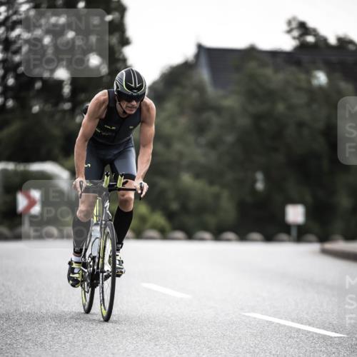 21.06.2026 - 29. Vierlanden-Triathlon H.Heesch http://msf.ph/oto/9910411 21.06.2026 09:32:09 Radfahren 48, 131, 175, 205, 220, 275 meine-sportfotos.de