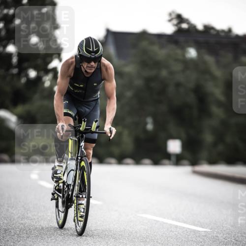 21.06.2026 - 29. Vierlanden-Triathlon H.Heesch http://msf.ph/oto/9910418 21.06.2026 09:32:09 Radfahren 48, 131, 175, 205, 220, 275 meine-sportfotos.de