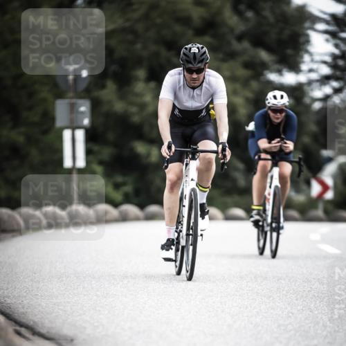 21.06.2026 - 29. Vierlanden-Triathlon H.Heesch http://msf.ph/oto/9910435 21.06.2026 11:59:22 Radfahren 271, 735, 845 meine-sportfotos.de
