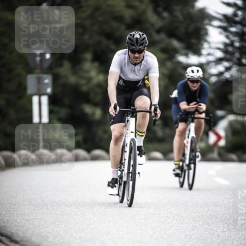 21.06.2026 - 29. Vierlanden-Triathlon H.Heesch http://msf.ph/oto/9910439 21.06.2026 11:59:22 Radfahren 271, 735, 845 meine-sportfotos.de
