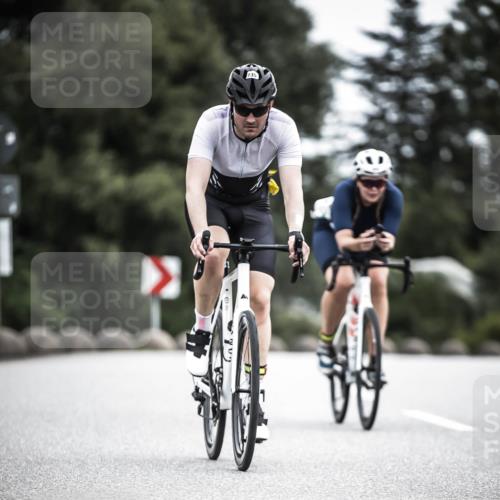 21.06.2026 - 29. Vierlanden-Triathlon H.Heesch http://msf.ph/oto/9910451 21.06.2026 11:59:23 Radfahren 271, 735, 845 meine-sportfotos.de