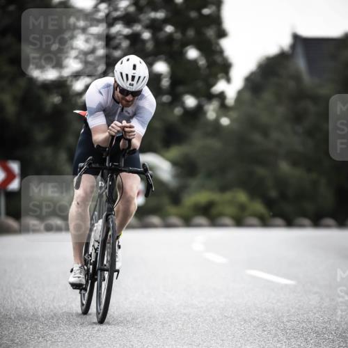 21.06.2026 - 29. Vierlanden-Triathlon H.Heesch http://msf.ph/oto/9910452 21.06.2026 09:33:16 Radfahren 68 meine-sportfotos.de