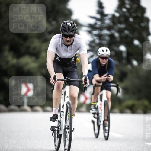 21.06.2026 - 29. Vierlanden-Triathlon H.Heesch http://msf.ph/oto/9910459 21.06.2026 11:59:23 Radfahren 271, 735, 845 meine-sportfotos.de