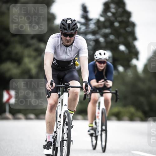 21.06.2026 - 29. Vierlanden-Triathlon H.Heesch http://msf.ph/oto/9910465 21.06.2026 11:59:23 Radfahren 271, 735, 845 meine-sportfotos.de