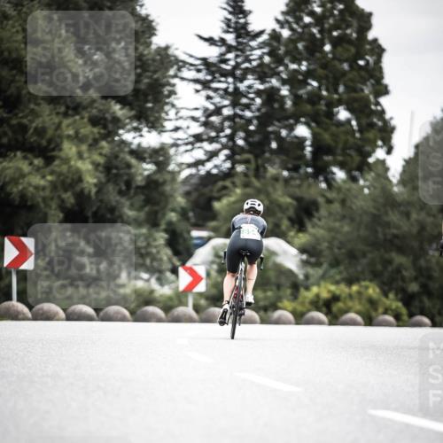 21.06.2026 - 29. Vierlanden-Triathlon H.Heesch http://msf.ph/oto/9910481 21.06.2026 11:59:49 Radfahren  meine-sportfotos.de