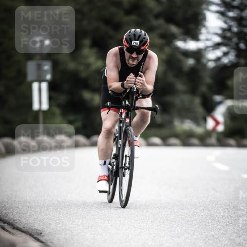21.06.2026 - 29. Vierlanden-Triathlon H.Heesch http://msf.ph/oto/9910497 21.06.2026 12:00:04 Radfahren 217, 227, 753, 770, 883 meine-sportfotos.de