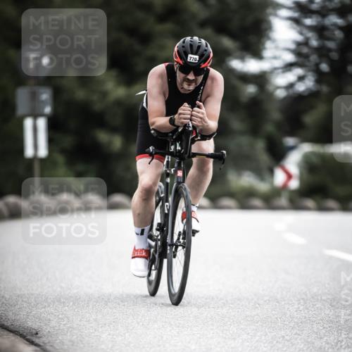 21.06.2026 - 29. Vierlanden-Triathlon H.Heesch http://msf.ph/oto/9910501 21.06.2026 12:00:04 Radfahren 217, 227, 753, 770, 883 meine-sportfotos.de