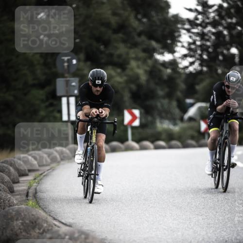 21.06.2026 - 29. Vierlanden-Triathlon H.Heesch http://msf.ph/oto/9910508 21.06.2026 09:33:56 Radfahren 40, 47, 96, 101, 153, 187 meine-sportfotos.de