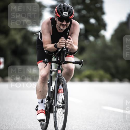21.06.2026 - 29. Vierlanden-Triathlon H.Heesch http://msf.ph/oto/9910521 21.06.2026 12:00:05 Radfahren 227, 753, 770, 883 meine-sportfotos.de