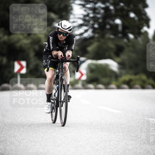 21.06.2026 - 29. Vierlanden-Triathlon H.Heesch http://msf.ph/oto/9910523 21.06.2026 12:00:24 Radfahren 295, 788, 876 meine-sportfotos.de