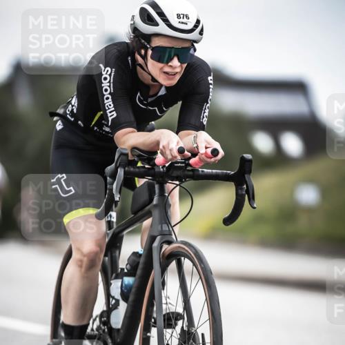 21.06.2026 - 29. Vierlanden-Triathlon H.Heesch http://msf.ph/oto/9910561 21.06.2026 12:00:25 Radfahren 295, 788, 876, 903 meine-sportfotos.de