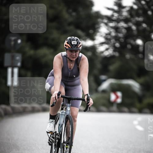 21.06.2026 - 29. Vierlanden-Triathlon H.Heesch http://msf.ph/oto/9910568 21.06.2026 09:34:10 Radfahren 33, 39, 44, 296 meine-sportfotos.de