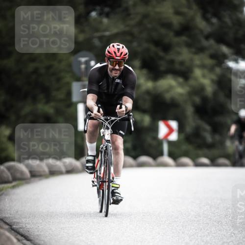 21.06.2026 - 29. Vierlanden-Triathlon H.Heesch http://msf.ph/oto/9910569 21.06.2026 12:00:33 Radfahren 658, 669, 903 meine-sportfotos.de