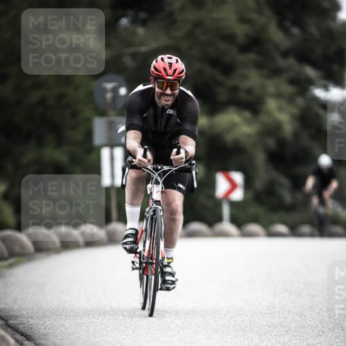 21.06.2026 - 29. Vierlanden-Triathlon H.Heesch http://msf.ph/oto/9910575 21.06.2026 12:00:34 Radfahren 658, 669, 903 meine-sportfotos.de