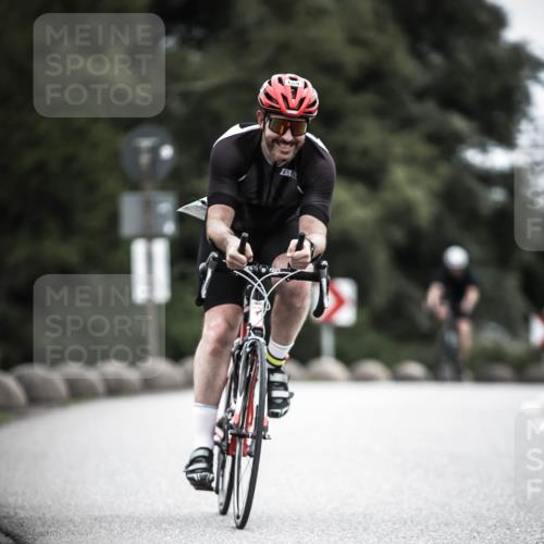 21.06.2026 - 29. Vierlanden-Triathlon H.Heesch http://msf.ph/oto/9910582 21.06.2026 12:00:34 Radfahren 658, 669, 903 meine-sportfotos.de