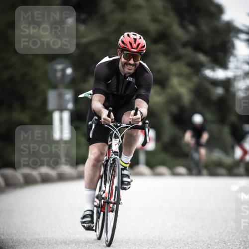 21.06.2026 - 29. Vierlanden-Triathlon H.Heesch http://msf.ph/oto/9910584 21.06.2026 12:00:34 Radfahren 658, 669, 903 meine-sportfotos.de