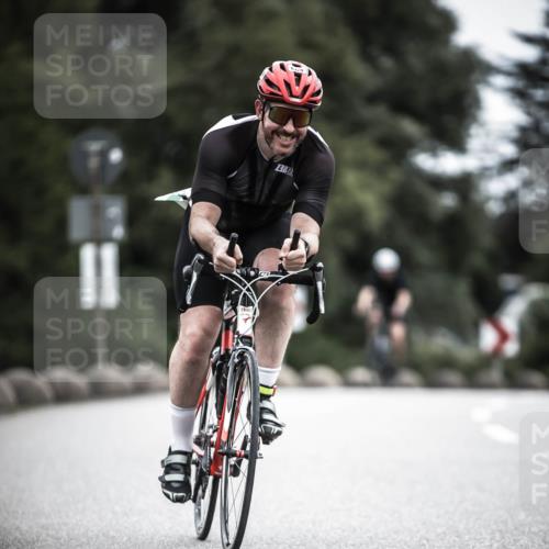 21.06.2026 - 29. Vierlanden-Triathlon H.Heesch http://msf.ph/oto/9910588 21.06.2026 12:00:34 Radfahren 658, 669, 903 meine-sportfotos.de
