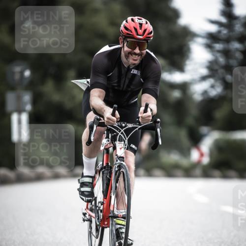 21.06.2026 - 29. Vierlanden-Triathlon H.Heesch http://msf.ph/oto/9910596 21.06.2026 12:00:34 Radfahren 658, 669, 903 meine-sportfotos.de