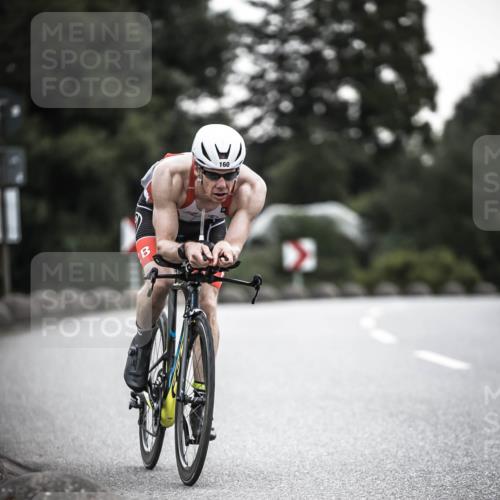 21.06.2026 - 29. Vierlanden-Triathlon H.Heesch http://msf.ph/oto/9910597 21.06.2026 09:34:48 Radfahren 26, 81, 160 meine-sportfotos.de