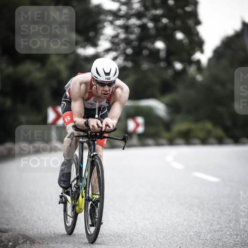 21.06.2026 - 29. Vierlanden-Triathlon H.Heesch http://msf.ph/oto/9910599 21.06.2026 09:34:48 Radfahren 26, 81, 160 meine-sportfotos.de