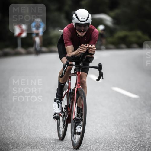 21.06.2026 - 29. Vierlanden-Triathlon H.Heesch http://msf.ph/oto/9910641 21.06.2026 09:35:33 Radfahren 9, 139, 157, 179 meine-sportfotos.de