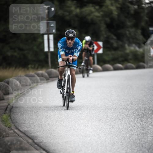 21.06.2026 - 29. Vierlanden-Triathlon H.Heesch http://msf.ph/oto/9910643 21.06.2026 09:35:36 Radfahren 9, 120, 139, 157, 179 meine-sportfotos.de