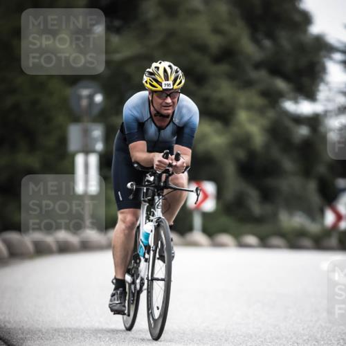 21.06.2026 - 29. Vierlanden-Triathlon H.Heesch http://msf.ph/oto/9910663 21.06.2026 12:00:50 Radfahren 237, 795 meine-sportfotos.de
