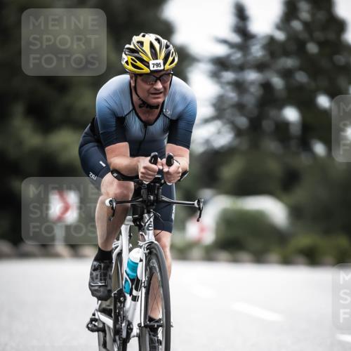 21.06.2026 - 29. Vierlanden-Triathlon H.Heesch http://msf.ph/oto/9910681 21.06.2026 12:00:50 Radfahren 237, 795 meine-sportfotos.de