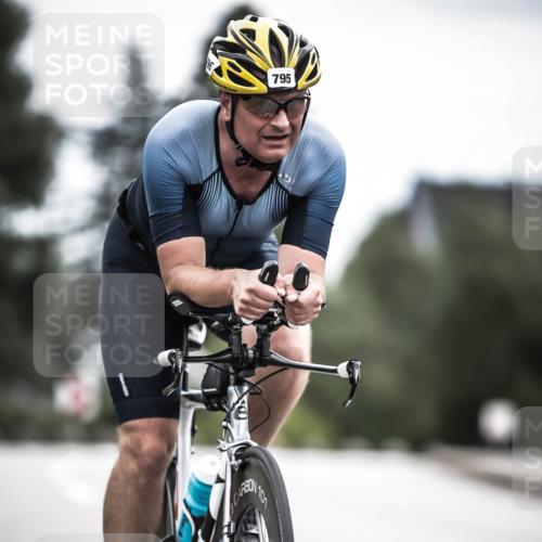 21.06.2026 - 29. Vierlanden-Triathlon H.Heesch http://msf.ph/oto/9910695 21.06.2026 12:00:50 Radfahren 237, 795 meine-sportfotos.de