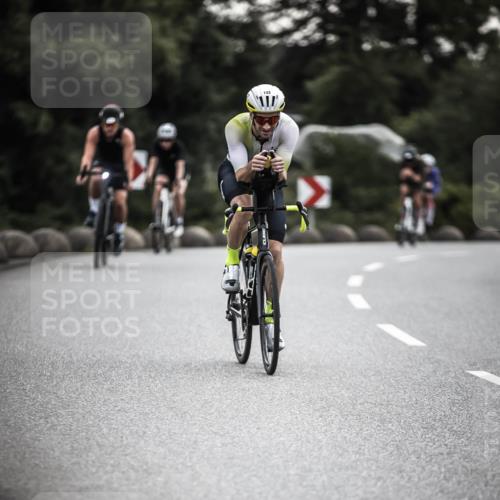 21.06.2026 - 29. Vierlanden-Triathlon H.Heesch http://msf.ph/oto/9910706 21.06.2026 09:35:48 Radfahren 105, 122, 161, 198, 270, 279 meine-sportfotos.de