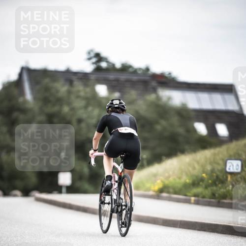 21.06.2026 - 29. Vierlanden-Triathlon H.Heesch http://msf.ph/oto/9910707 21.06.2026 12:01:01 Radfahren 664, 848 meine-sportfotos.de