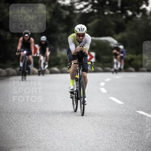 21.06.2026 - 29. Vierlanden-Triathlon H.Heesch http://msf.ph/oto/9910708 21.06.2026 09:35:49 Radfahren 105, 122, 161, 198, 270, 279 meine-sportfotos.de