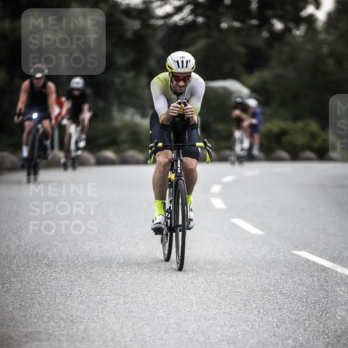 21.06.2026 - 29. Vierlanden-Triathlon H.Heesch http://msf.ph/oto/9910710 21.06.2026 09:35:49 Radfahren 105, 122, 161, 198, 270, 279 meine-sportfotos.de