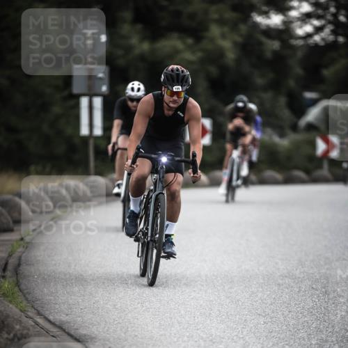 21.06.2026 - 29. Vierlanden-Triathlon H.Heesch http://msf.ph/oto/9910728 21.06.2026 09:35:51 Radfahren 86, 105, 122, 161, 198, 270, 279 meine-sportfotos.de