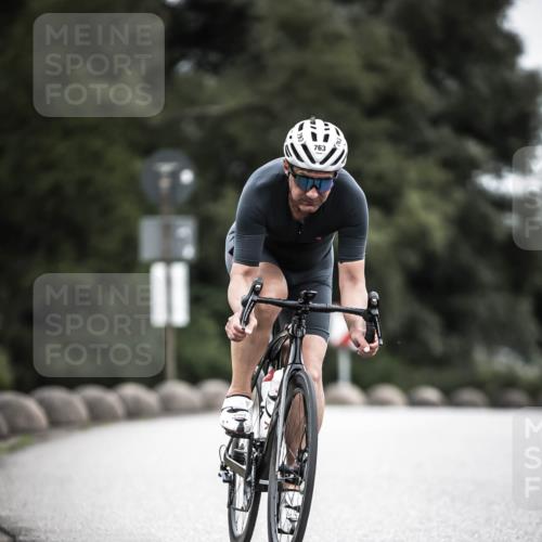 21.06.2026 - 29. Vierlanden-Triathlon H.Heesch http://msf.ph/oto/9910743 21.06.2026 12:01:53 Radfahren 252, 763 meine-sportfotos.de
