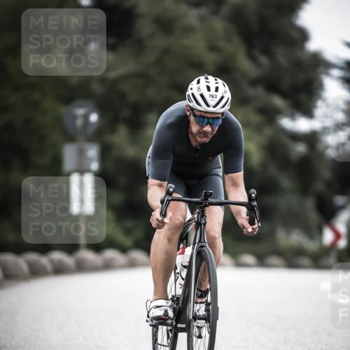21.06.2026 - 29. Vierlanden-Triathlon H.Heesch http://msf.ph/oto/9910749 21.06.2026 12:01:54 Radfahren 252, 763 meine-sportfotos.de