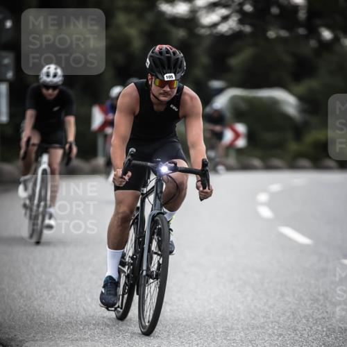 21.06.2026 - 29. Vierlanden-Triathlon H.Heesch http://msf.ph/oto/9910750 21.06.2026 09:35:52 Radfahren 86, 90, 105, 122, 161, 176, 198, 270, 279 meine-sportfotos.de