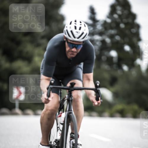 21.06.2026 - 29. Vierlanden-Triathlon H.Heesch http://msf.ph/oto/9910765 21.06.2026 12:01:54 Radfahren 252, 763 meine-sportfotos.de