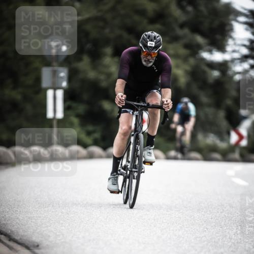 21.06.2026 - 29. Vierlanden-Triathlon H.Heesch http://msf.ph/oto/9910787 21.06.2026 12:02:04 Radfahren 661, 755, 758 meine-sportfotos.de