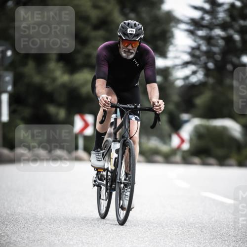 21.06.2026 - 29. Vierlanden-Triathlon H.Heesch http://msf.ph/oto/9910801 21.06.2026 12:02:04 Radfahren 661, 755, 758 meine-sportfotos.de