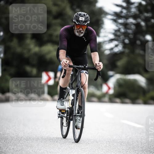 21.06.2026 - 29. Vierlanden-Triathlon H.Heesch http://msf.ph/oto/9910803 21.06.2026 12:02:04 Radfahren 661, 755, 758 meine-sportfotos.de