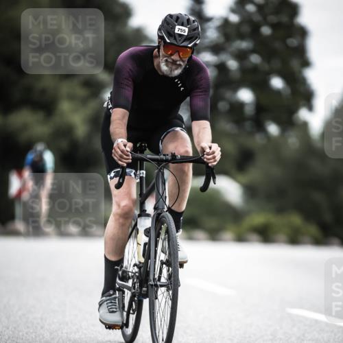 21.06.2026 - 29. Vierlanden-Triathlon H.Heesch http://msf.ph/oto/9910815 21.06.2026 12:02:04 Radfahren 661, 755, 758 meine-sportfotos.de