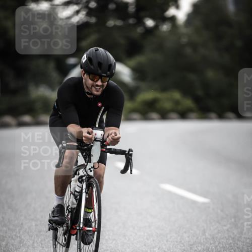 21.06.2026 - 29. Vierlanden-Triathlon H.Heesch http://msf.ph/oto/9910848 21.06.2026 09:36:00 Radfahren 75, 86, 90, 176, 200 meine-sportfotos.de