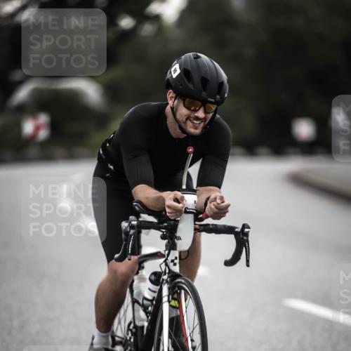 21.06.2026 - 29. Vierlanden-Triathlon H.Heesch http://msf.ph/oto/9910860 21.06.2026 09:36:00 Radfahren 75, 86, 90, 176, 200 meine-sportfotos.de