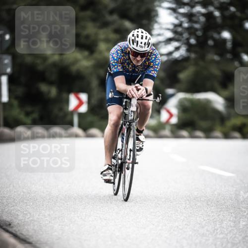 21.06.2026 - 29. Vierlanden-Triathlon H.Heesch http://msf.ph/oto/9910921 21.06.2026 12:02:23 Radfahren 228, 640, 761, 783, 859, 873 meine-sportfotos.de